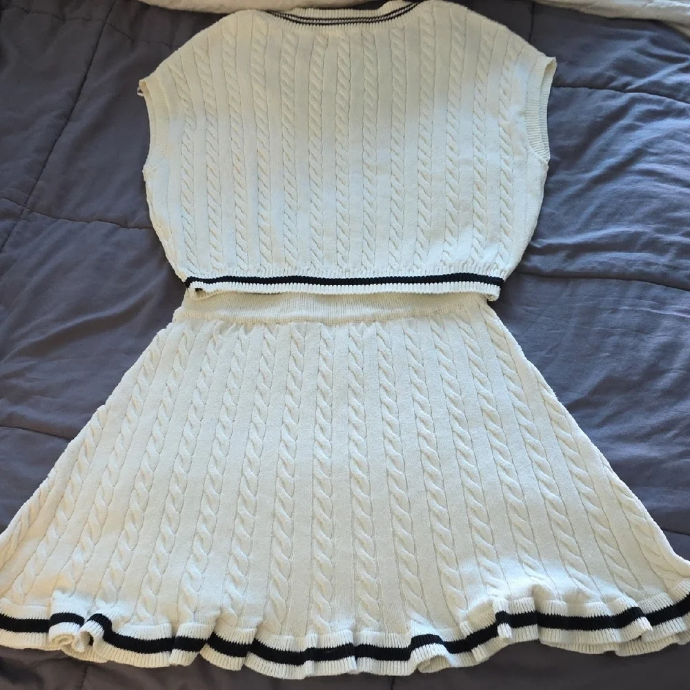 Willow & Wind Cream Mini Skirt & Vest Combo - Picture 4 of 4